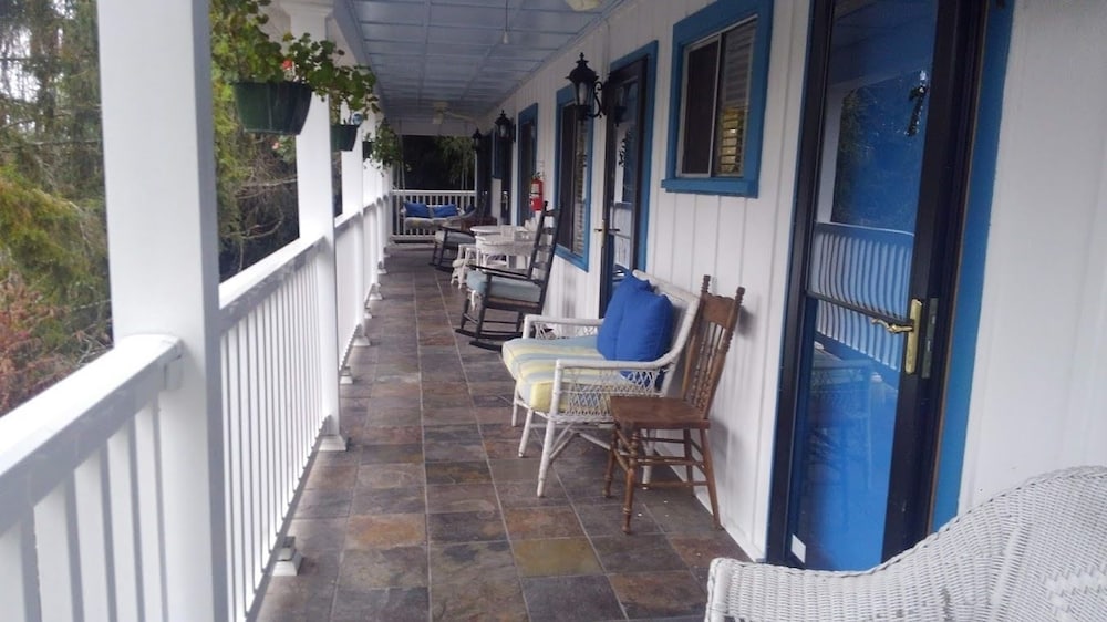 The Inn at Brevard - photo 15