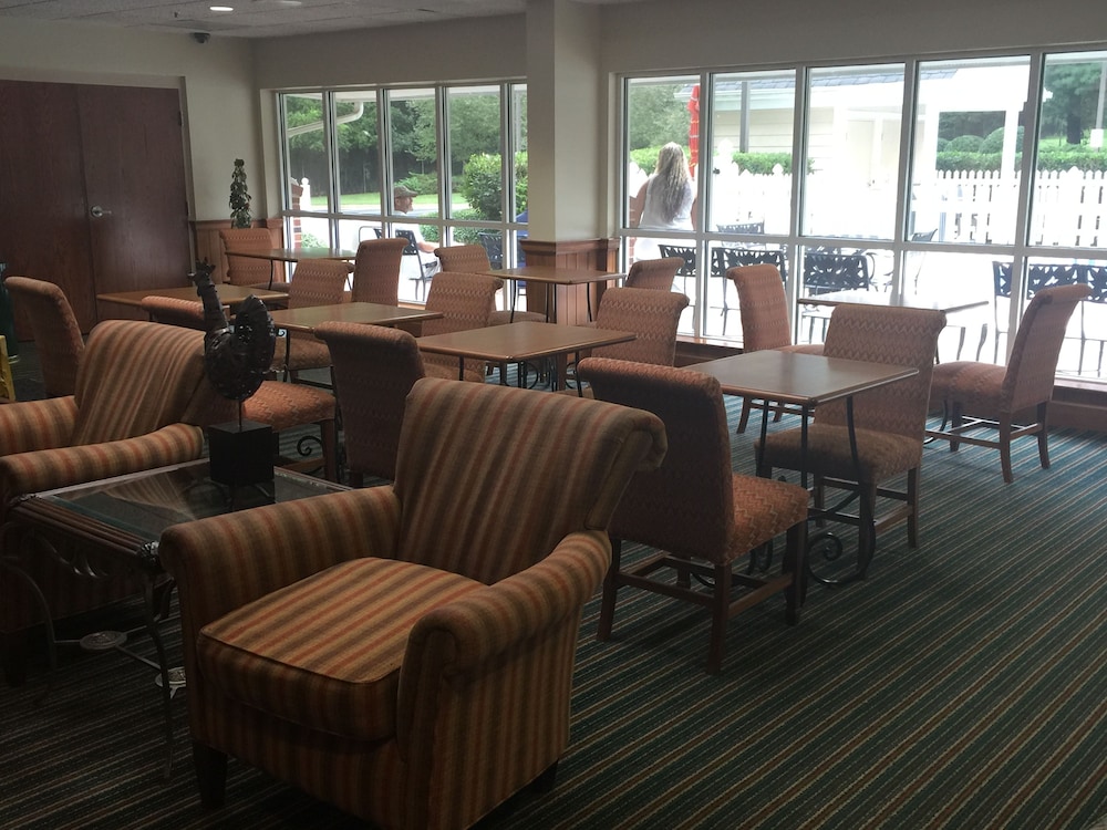 Holiday Inn Express Hotel & Suites Conover by IHG - photo 23