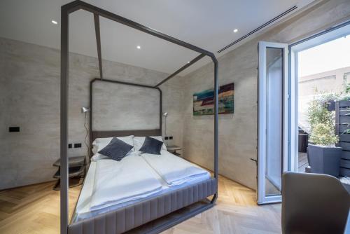 Sea Garden Apartments & Rooms — 4-Star Luxury Hotel in Grado, Italy