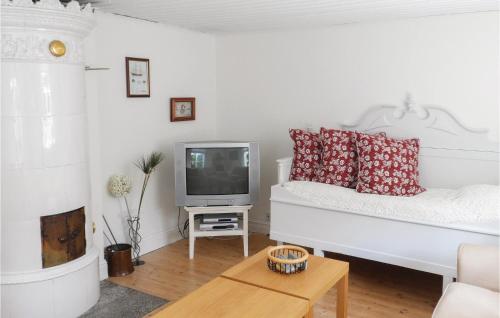 One Bedroom Holiday Home In Jonkoping — Joenkoeping — photo 2