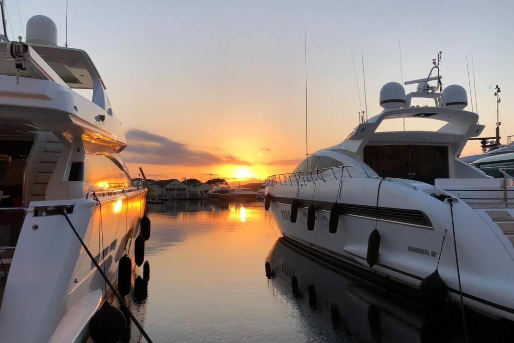 Charming Apartment in Port Grimaud — 4-Star Luxury Hotel in Grimaud, France