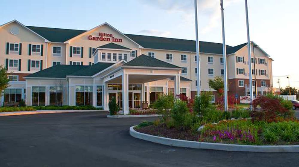 Hilton Garden Inn Milford - photo 38