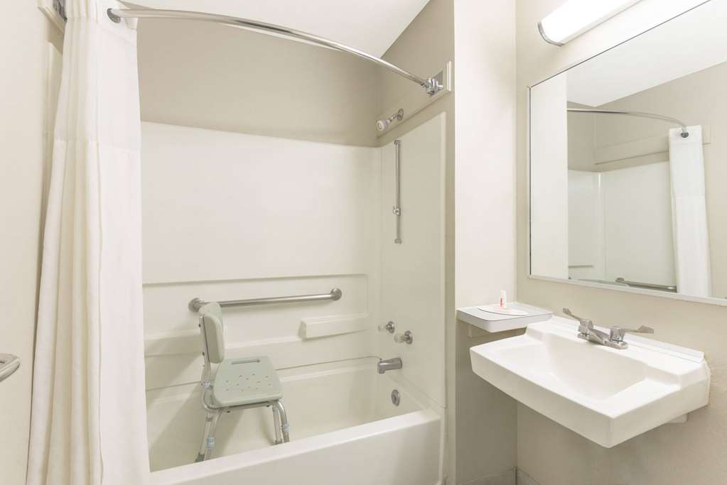 Baymont by Wyndham Henrietta Rochester - photo 8