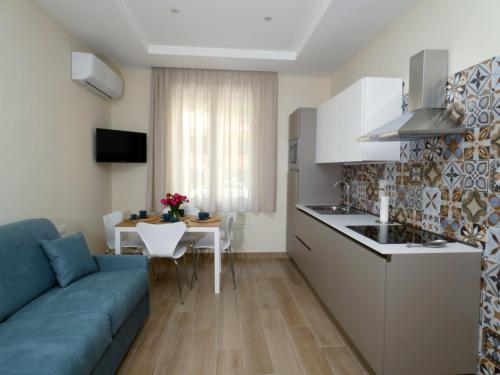 Appartamento Salotto Vomero 7 — 4-Star Luxury Hotel in Naples, Italy