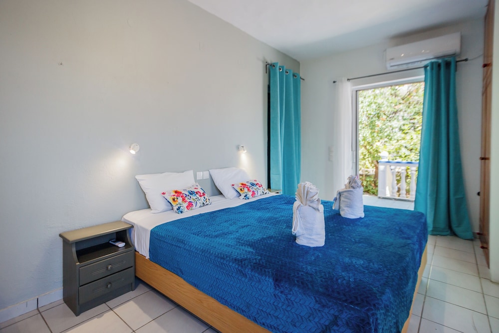 Velendzas Holidays - last minute hotel in Zakynthos