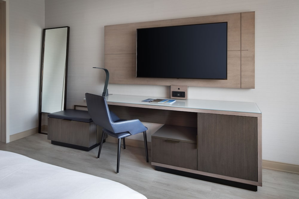 Bethesda North Marriott Hotel & Conference Center - photo 7