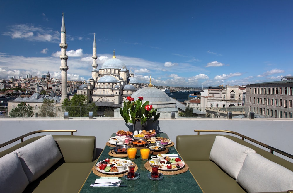 Mest Hotel Istanbul Sirkeci — 4-Star Luxury Hotel in Istanbul, Turkey