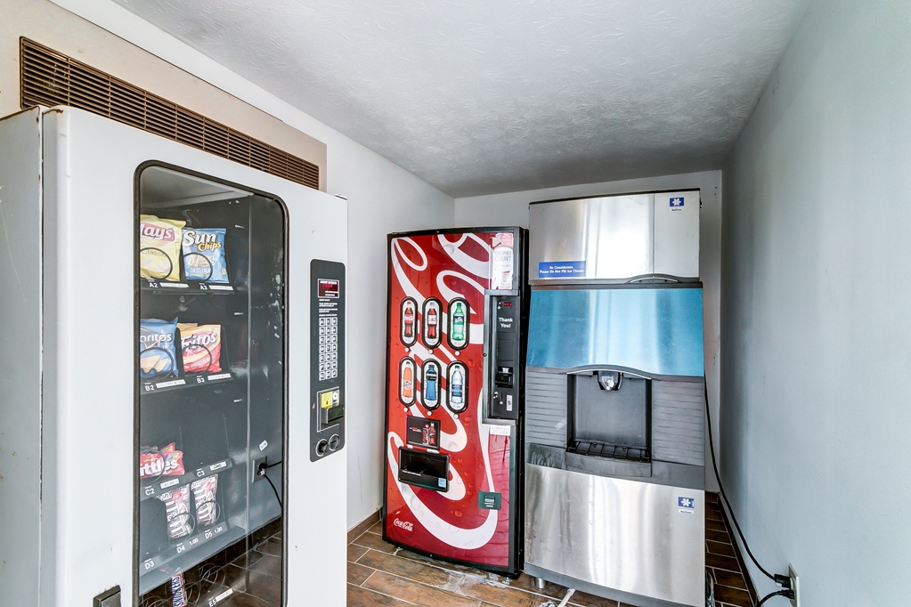 Motel 6 Berea KY - photo 26