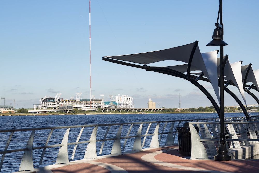 DoubleTree by Hilton Hotel Jacksonville Riverfront - photo 75