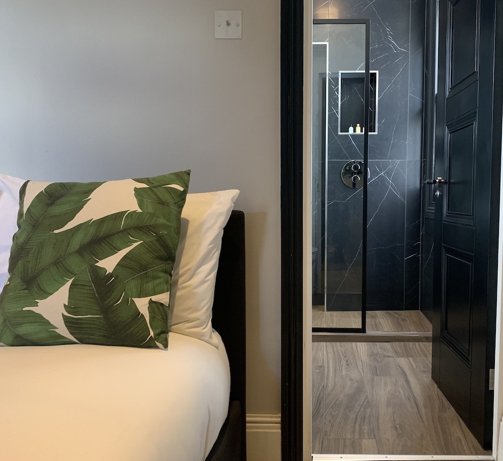 Sakkson House Boutique Rooms & Suites — 4-Star Luxury Hotel in London, United Kingdom
