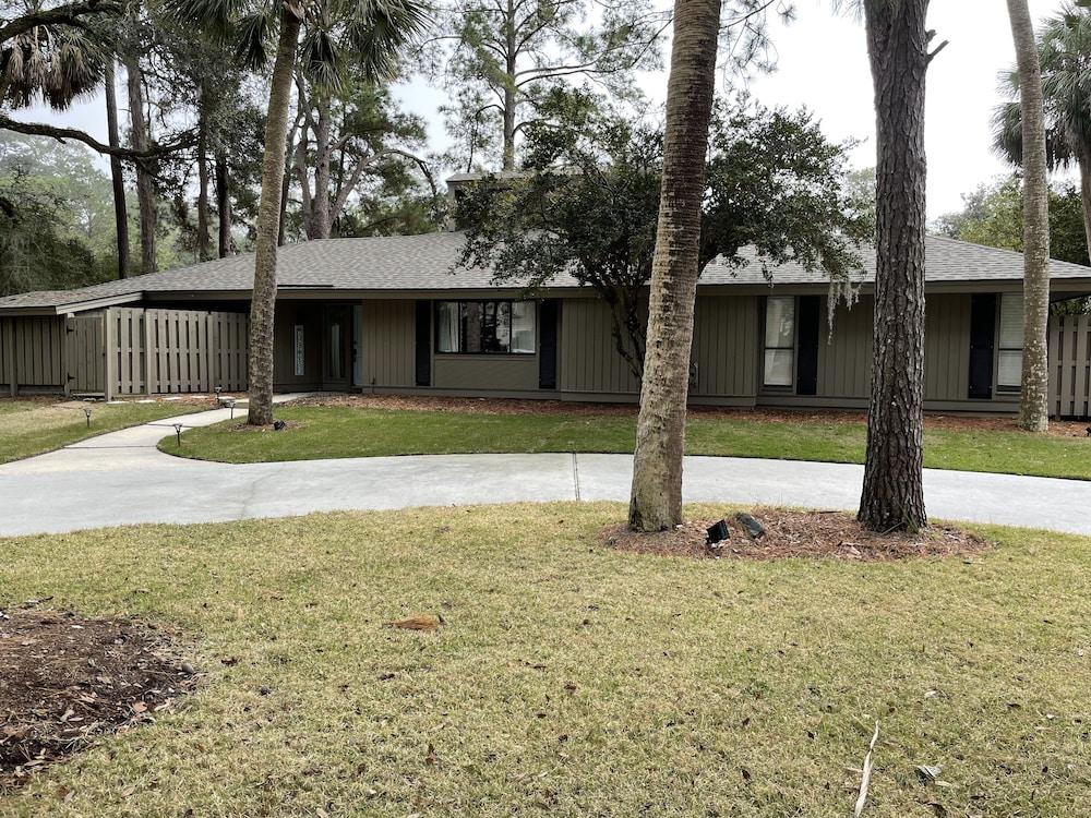 43 Woodbine Place at The Sea Pines Resort Hilton Head Island - photo 13