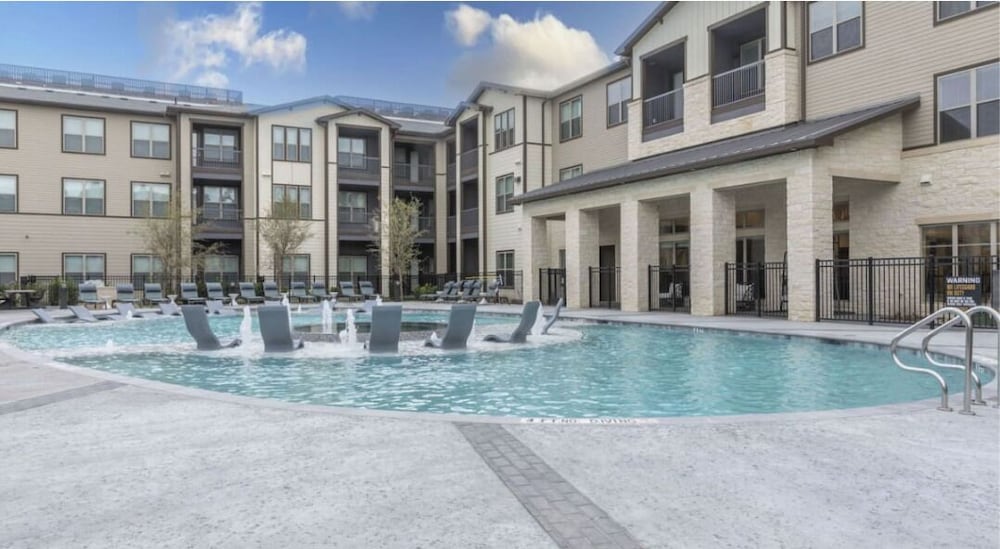 Fairview Apartments by Landing — 4-Star Luxury Hotel in Mckinney, United States