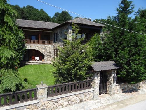 Villa Ria — 4-Star Luxury Hotel in Florina, Greece