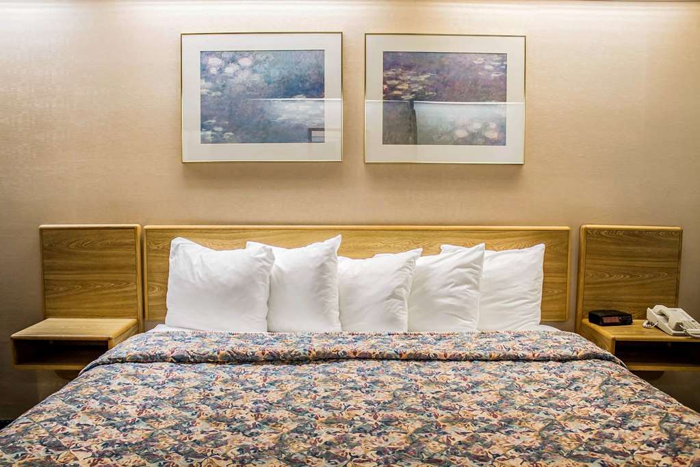 Rodeway Inn Abbotsford - photo 21