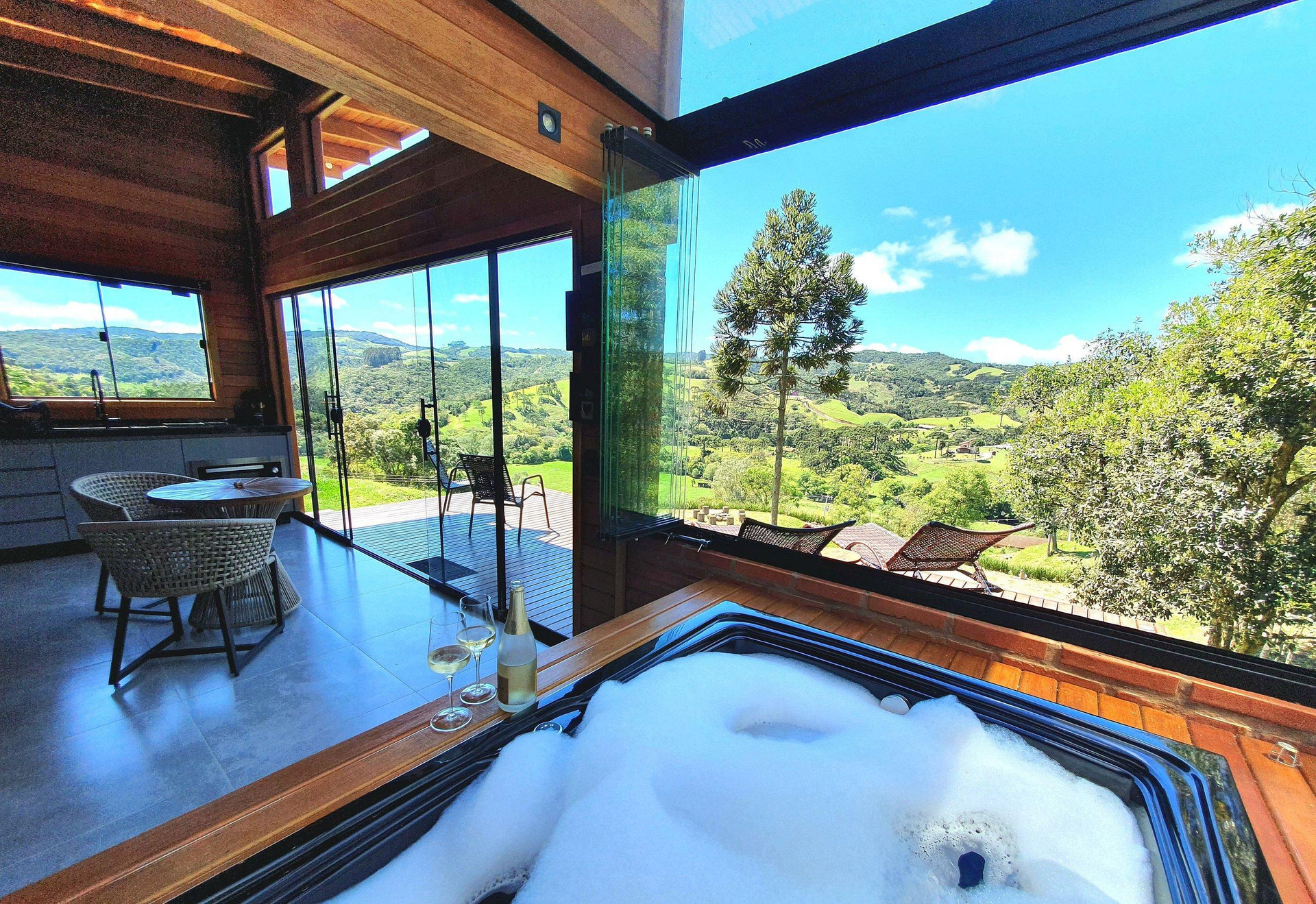Casas Serenas - carbon neutral hotel in Estreito Da Calheta