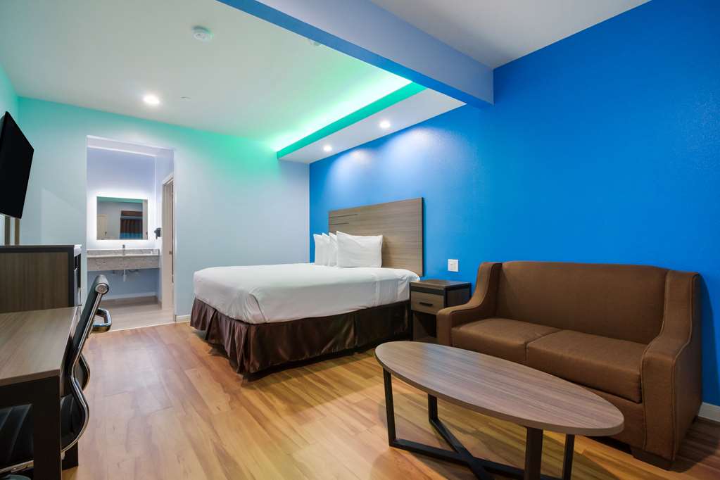 Americas Best Value Inn Aldine Westfield - photo 25