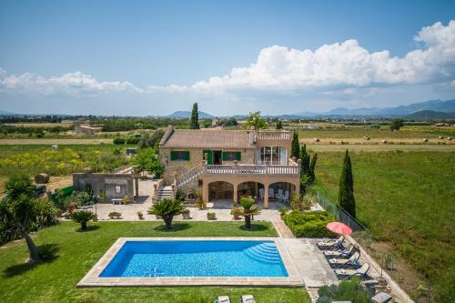 Gomila — 4-Star Luxury Hotel in Sa Pobla, Spain