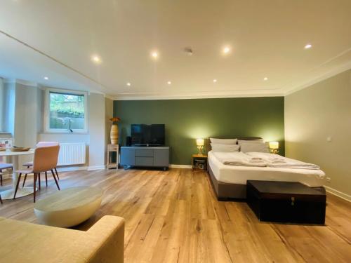 Amaroo Apartments Andy — 4-Star Luxury Hotel in Potsdam, Germany