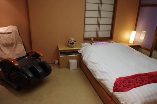 Princess III — Tokyo — photo 2