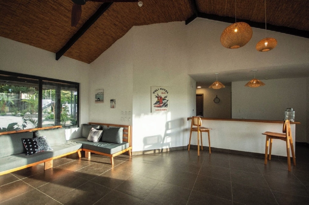 Yuli Hotel - last minute hotel in Puntarenas