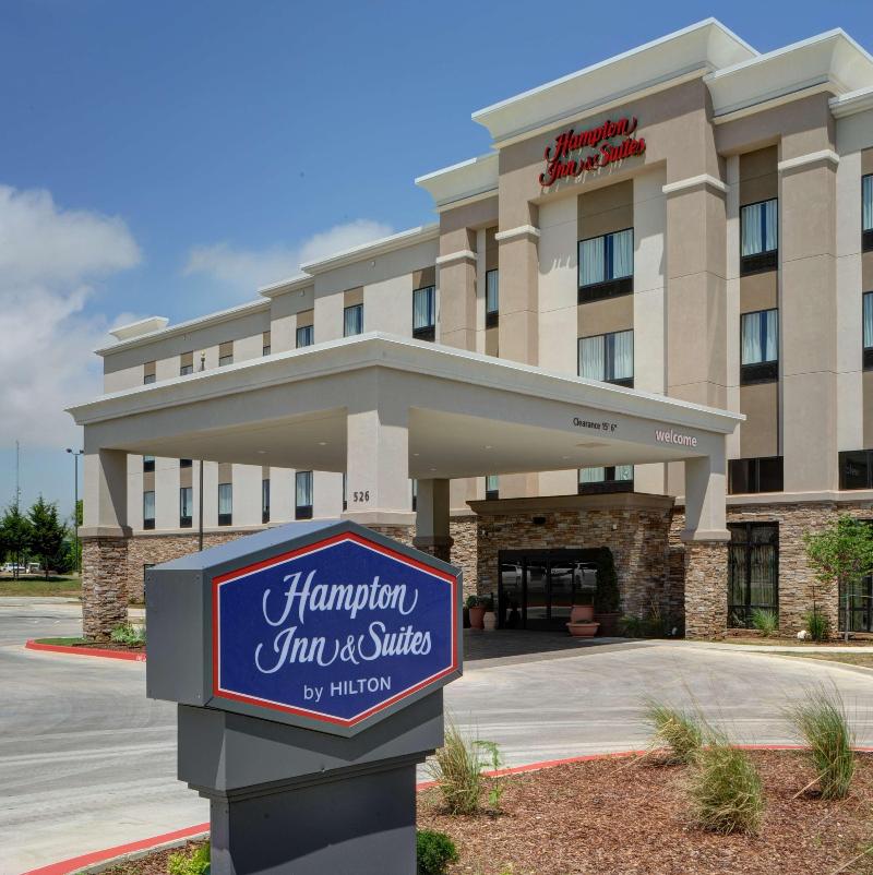 Hampton Inn & Suites Ardmore - photo 2