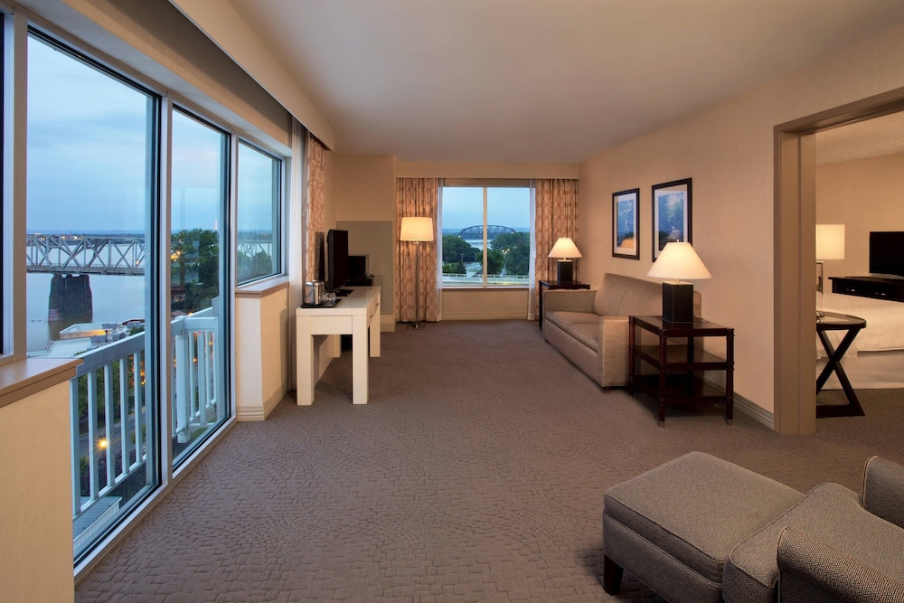 Sheraton Louisville Riverside by Marriott - photo 9