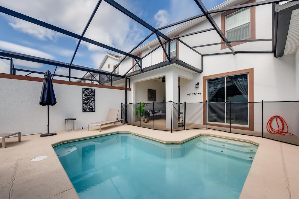 4802 LL Dream Getaway Luxury Townhome w Pool - photo 26