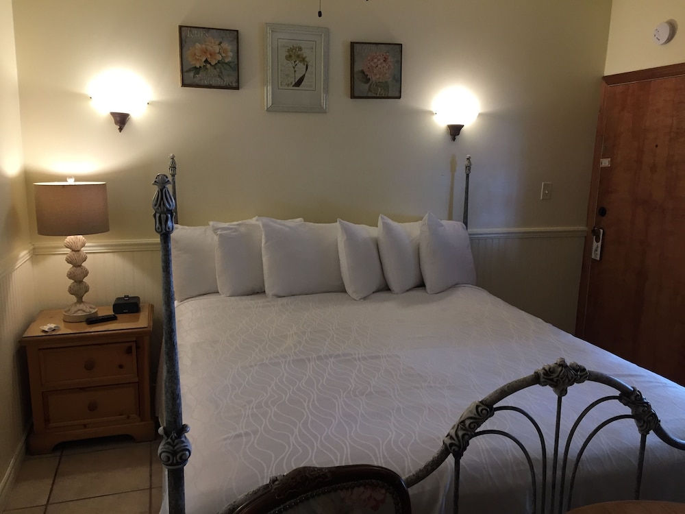Seacrest Inn - photo 24