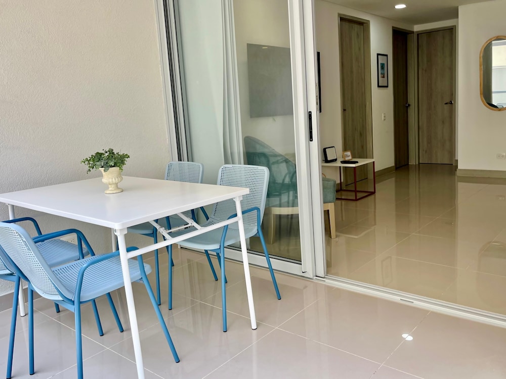 Confortable Apartamento Ocean Drive 711 estancia mínima 2 noches — 4-Star Luxury Hotel in Cartagena, Colombia