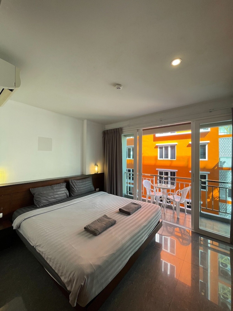 Doze Bangla - last minute hotel in Patong