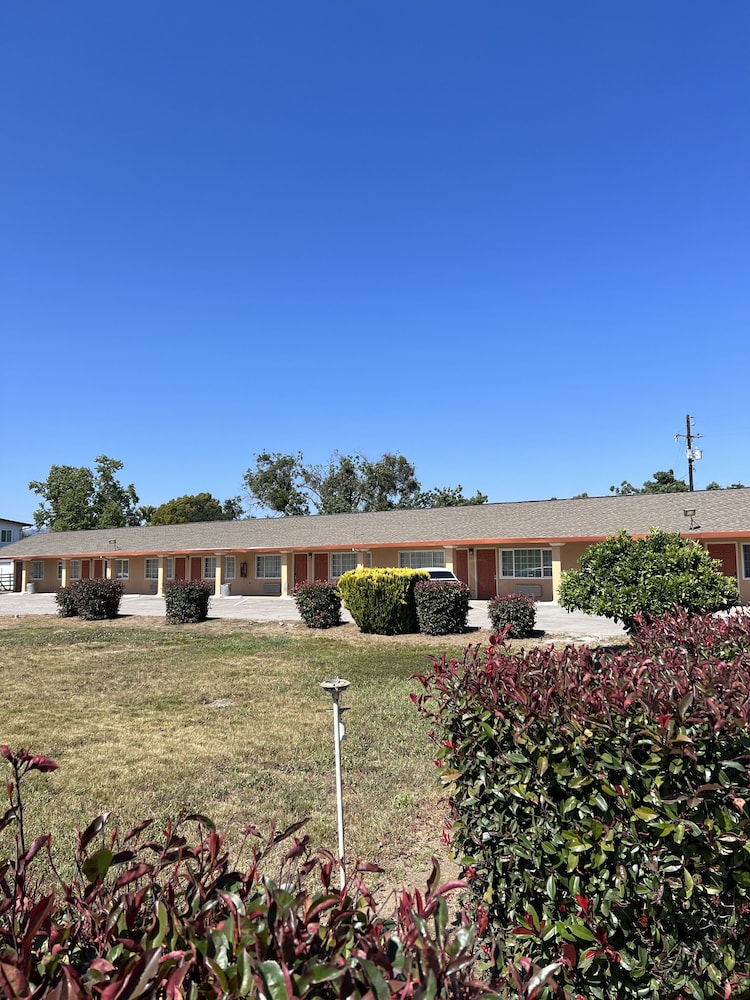 Travel Inn Gilroy - photo 17