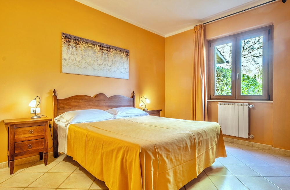 Residence with thermal pools in Sorano — 4-Star Luxury Hotel in Sorano, Italy