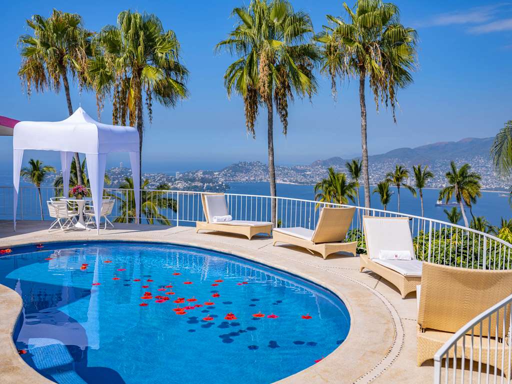 Las Brisas Acapulco Encantada Master Suite