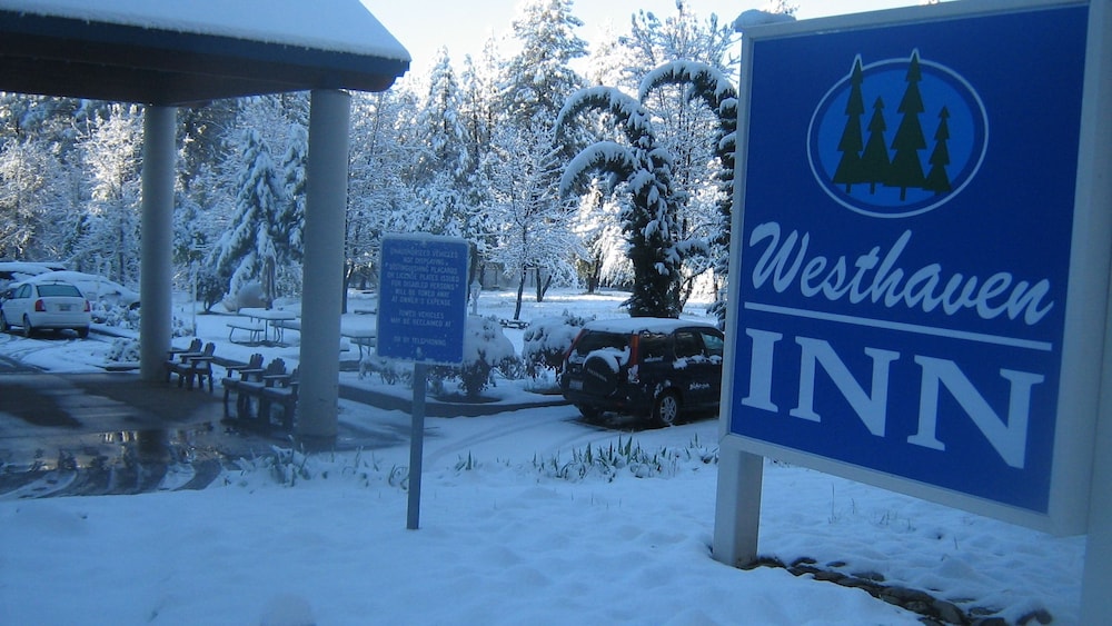 Westhaven Inn Pollock Pines - photo 17