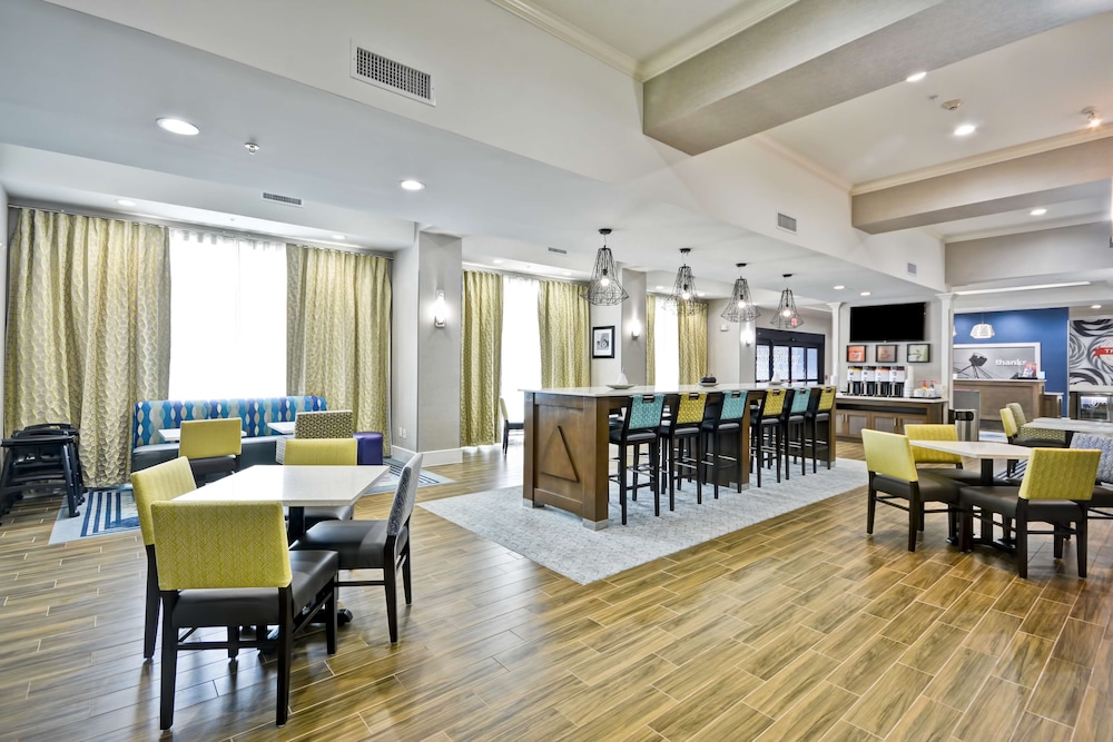 Hampton Inn Kyle - photo 4