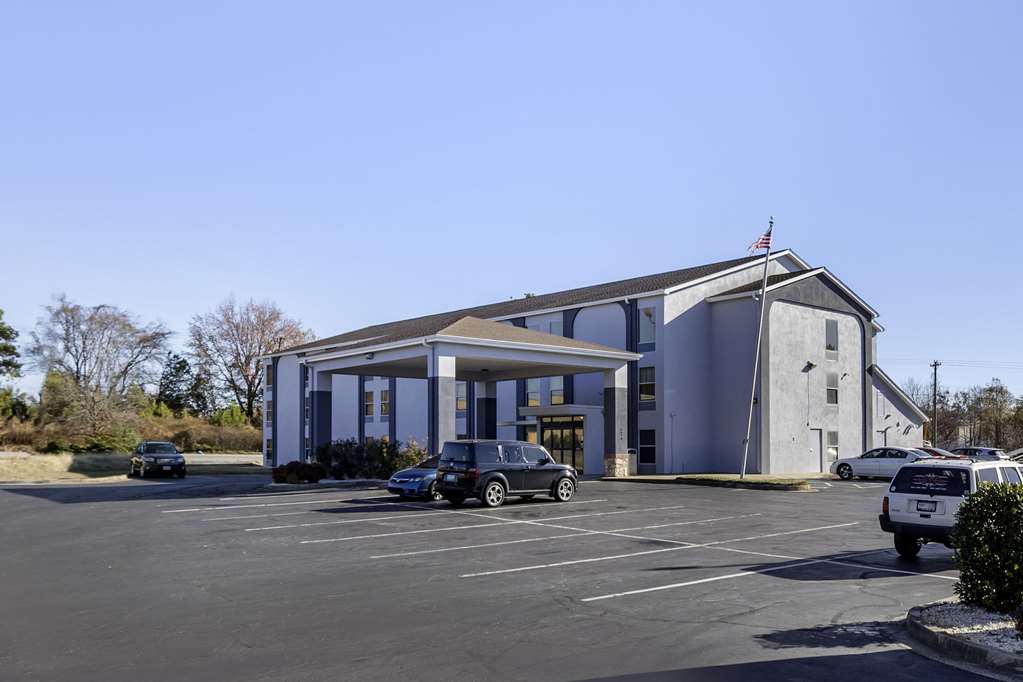 Quality Inn Spartanburg Northwest - photo 2