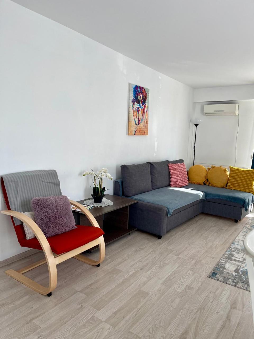 Fly Airport Residences & Therme Self Check In — 4-Star Luxury Hotel in Otopeni, Romania