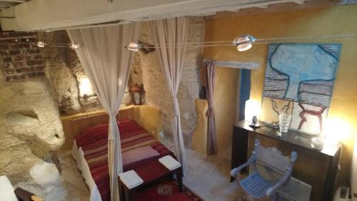 Troglodyte Loft - carbon neutral hotel in Unknown City