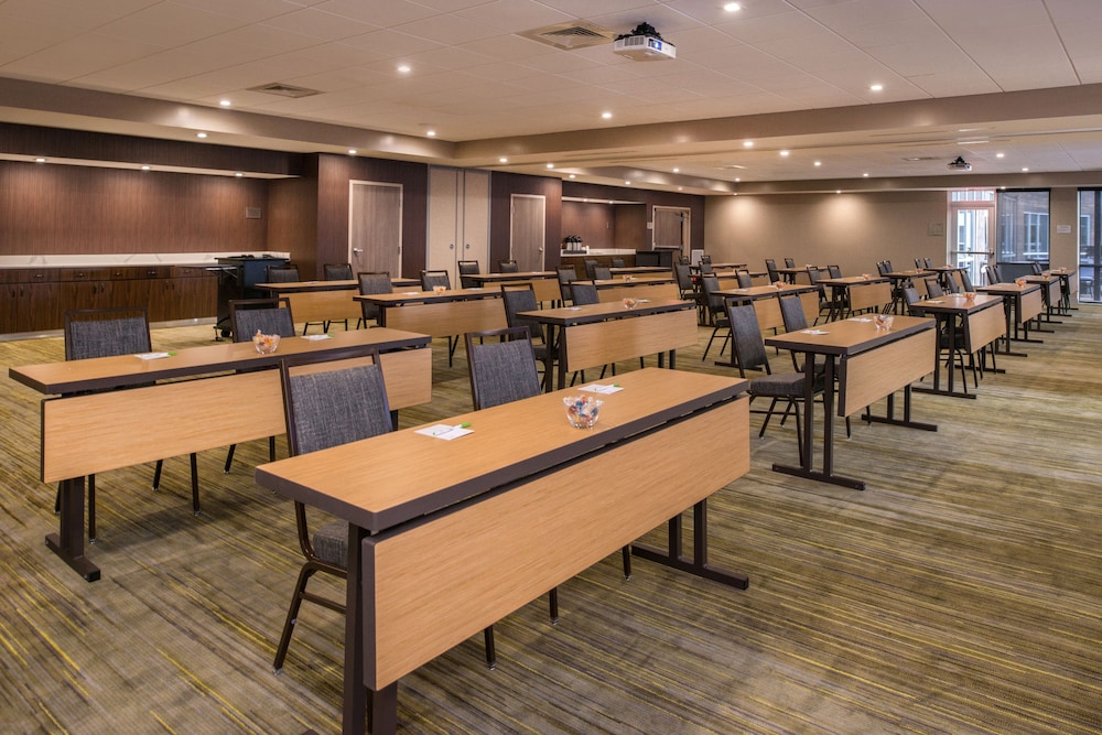 Courtyard by Marriott Temecula Murrieta - photo 34