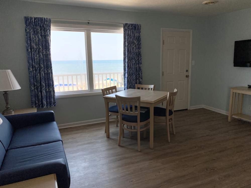 Mariner Inn And Suites - photo 10