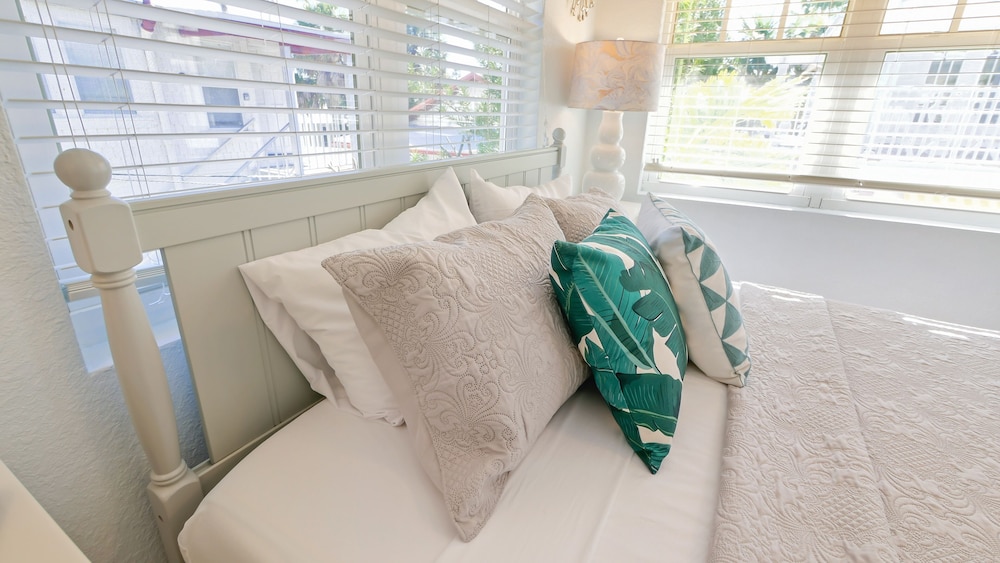 Coconut Inn - photo 11