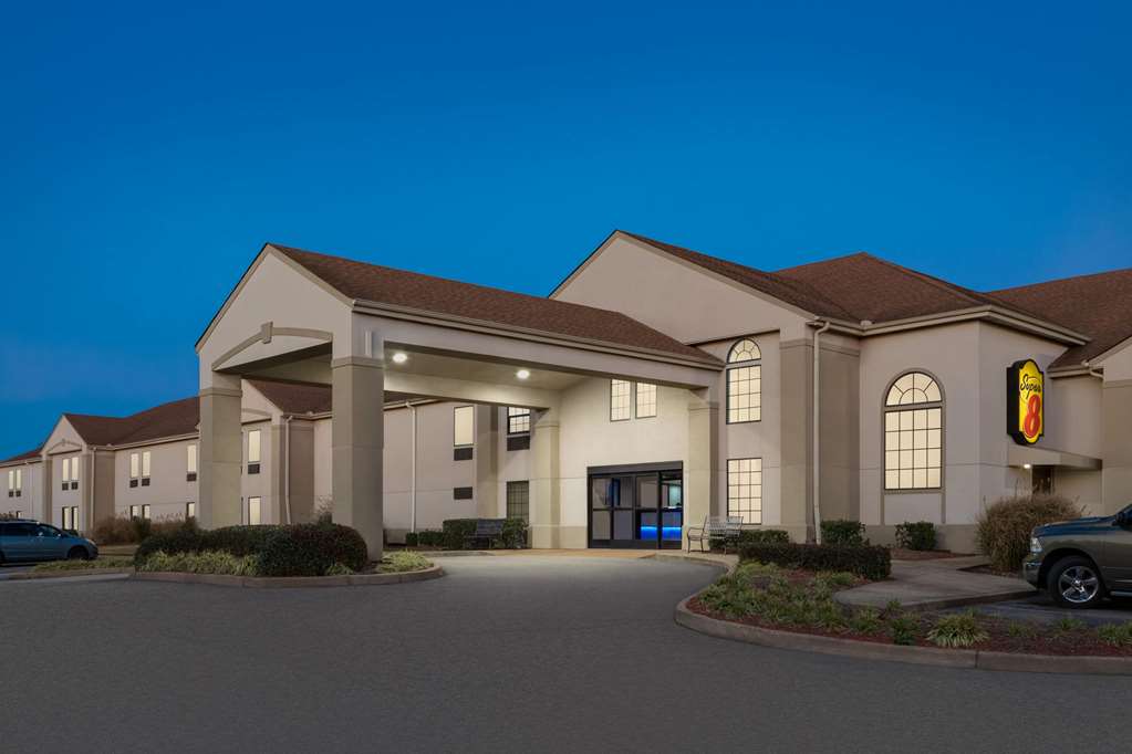 Super 8 by Wyndham Olive Branch - featured photo