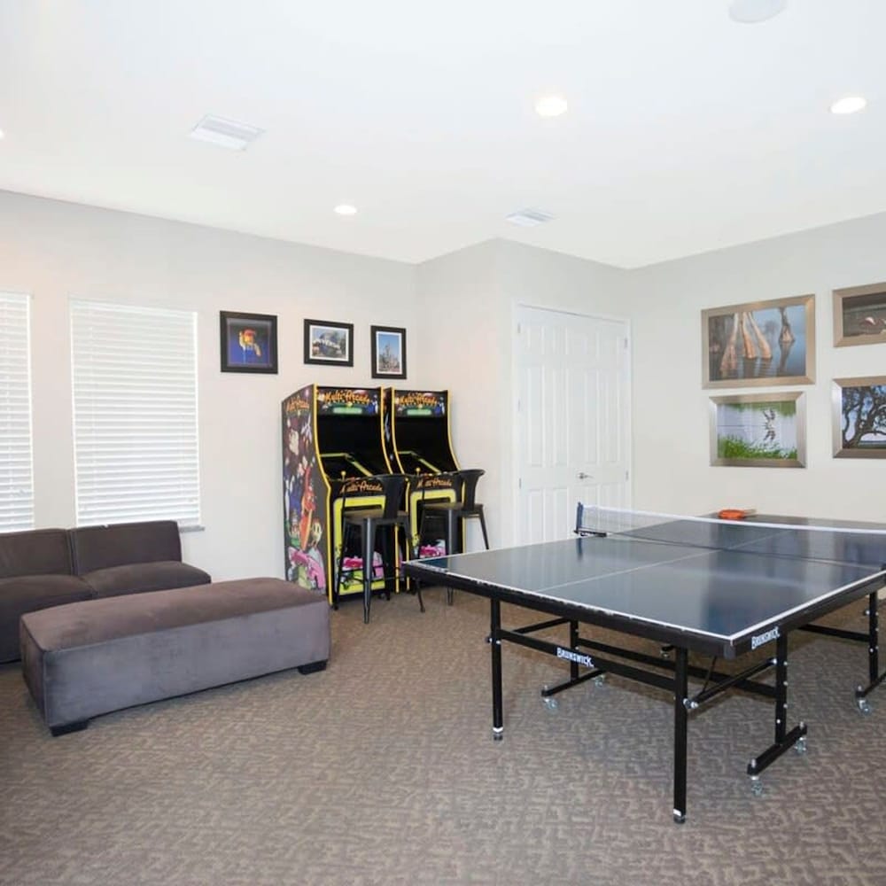 Spacious New Modern Retreat - photo 44