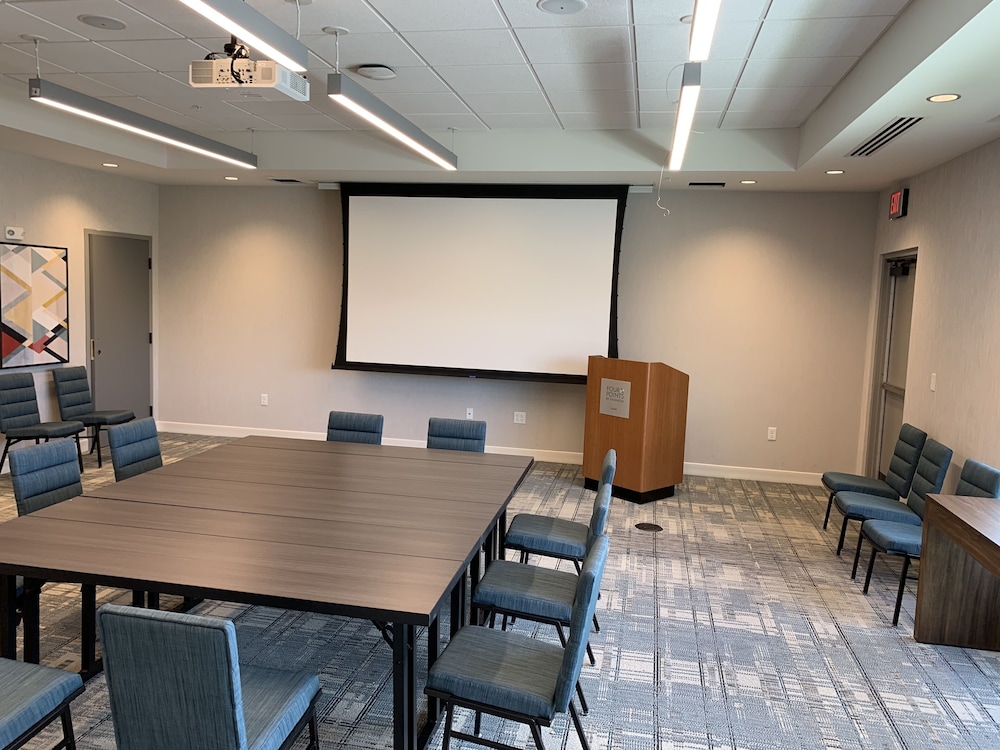 Four Points by Sheraton Albany - photo 38