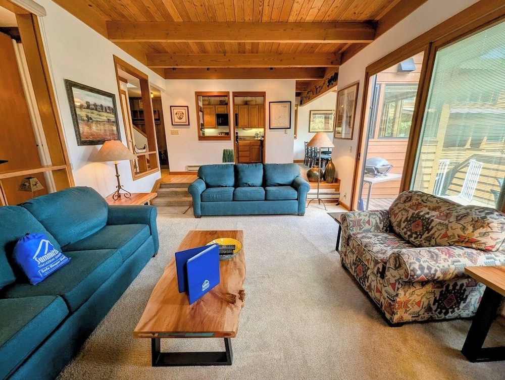 Tennis Townhomes 1326 - photo 85