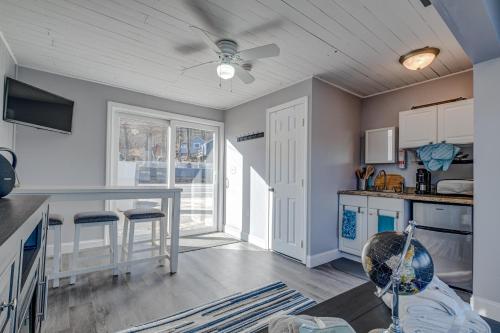 Modern Winnipesaukee Lake Front Retreat Siena — Alton — photo 3