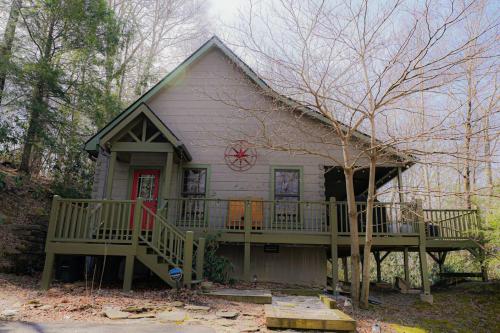 Nestled getaway - last minute hotel in Unknown City