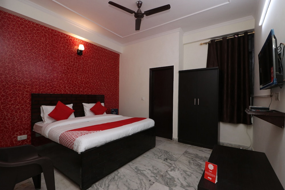 OYO 19803 Delta Square - last minute hotel in Gurgaon