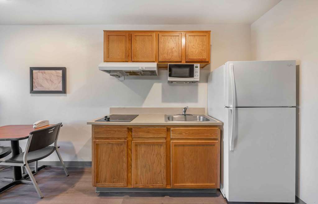 Extended Stay America Select Suites Orlando Sanford Airport - photo 15