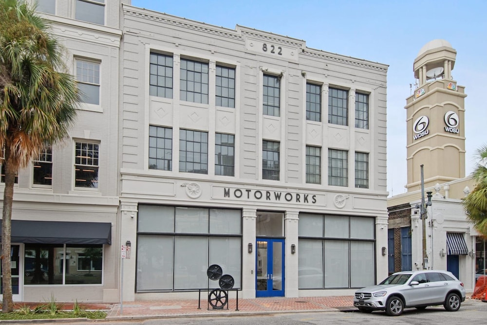 Stay Alfred at The Motorworks Building - photo 90